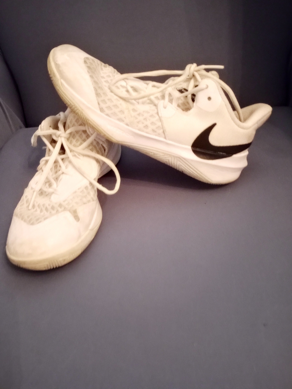 Nike Women’s Zoom Hyper court